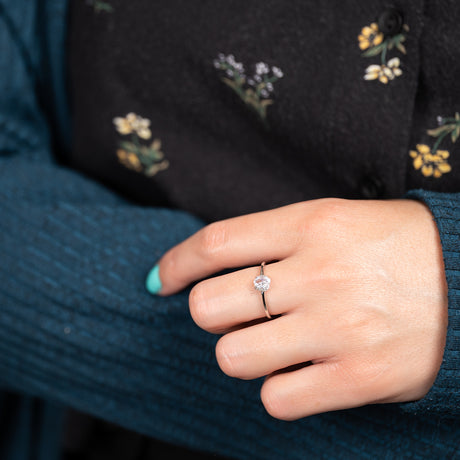 Anillo Oval Hoja Blanco